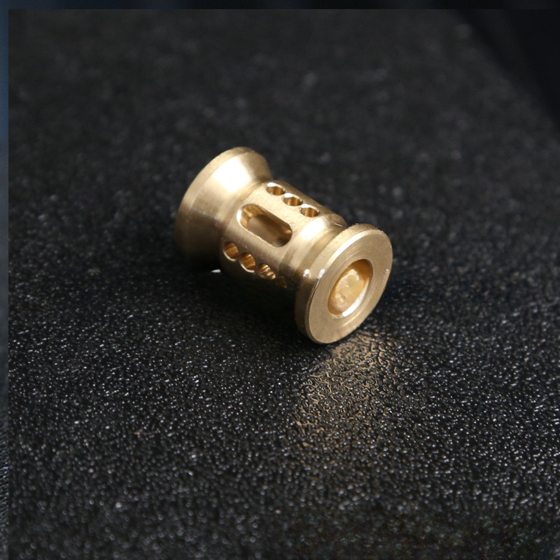 Brass Knife Charm Lanyard Light-Shaped Knife Charm Pendant Slingshot Lanyard Brass Knife Charm Accessory EDC Brass Knife Charm