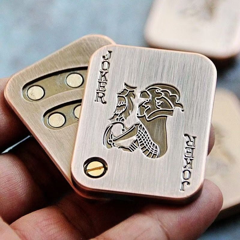 Jacks and Kings EDC Metal Card Pusher Finger Toy Stress Relief Toy Side-Push Card Pusher