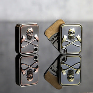 Skull-headed battle-axe push-to-release stress toy EDC metal toy Stress-relief toy Snap-to-release coin
